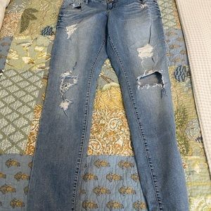 Torrid destructed boyfriend jeans size 14 Tall